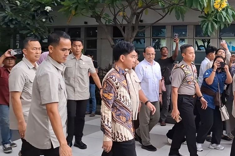 Mobil MBG Tabrak Siswa SD, Gibran Minta Maaf atas Nama Pemerintah