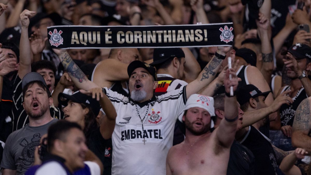 Dorival repete estratégia de 2023 e Corinthians dá um passo rumo à final