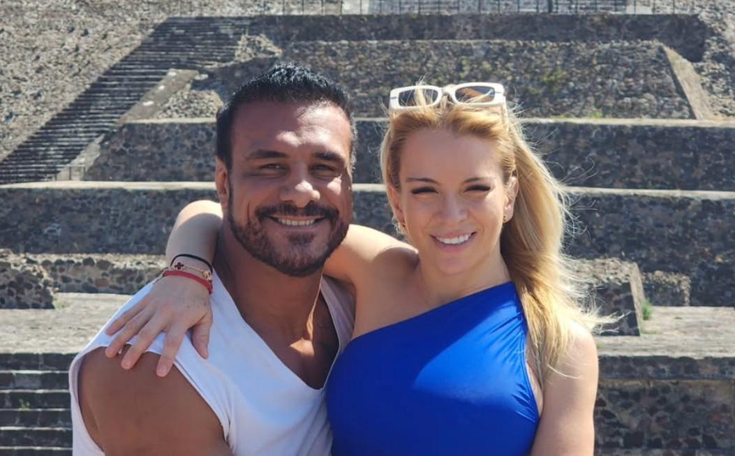 Ella es Mary Carmen, la esposa de Alberto del Río 