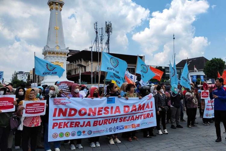 Prabowo Tandatangani PP Kenaikan UMP, Partai Buruh Menolak