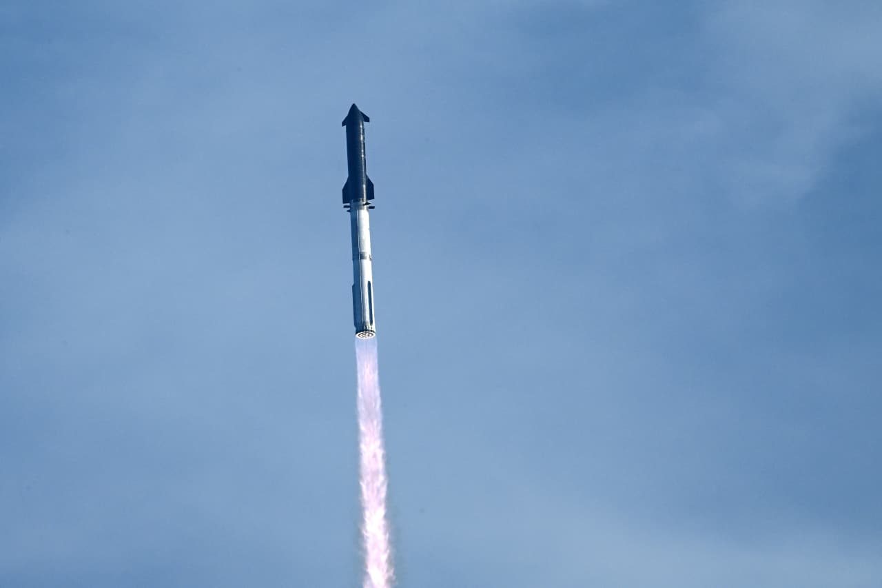 Elon Musk appears to confirm SpaceX IPO. It could be bigger than Boeing ...