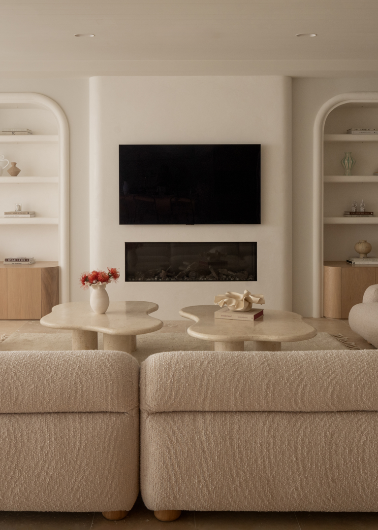 These 6 design mistakes that make your living room so much harder to ...