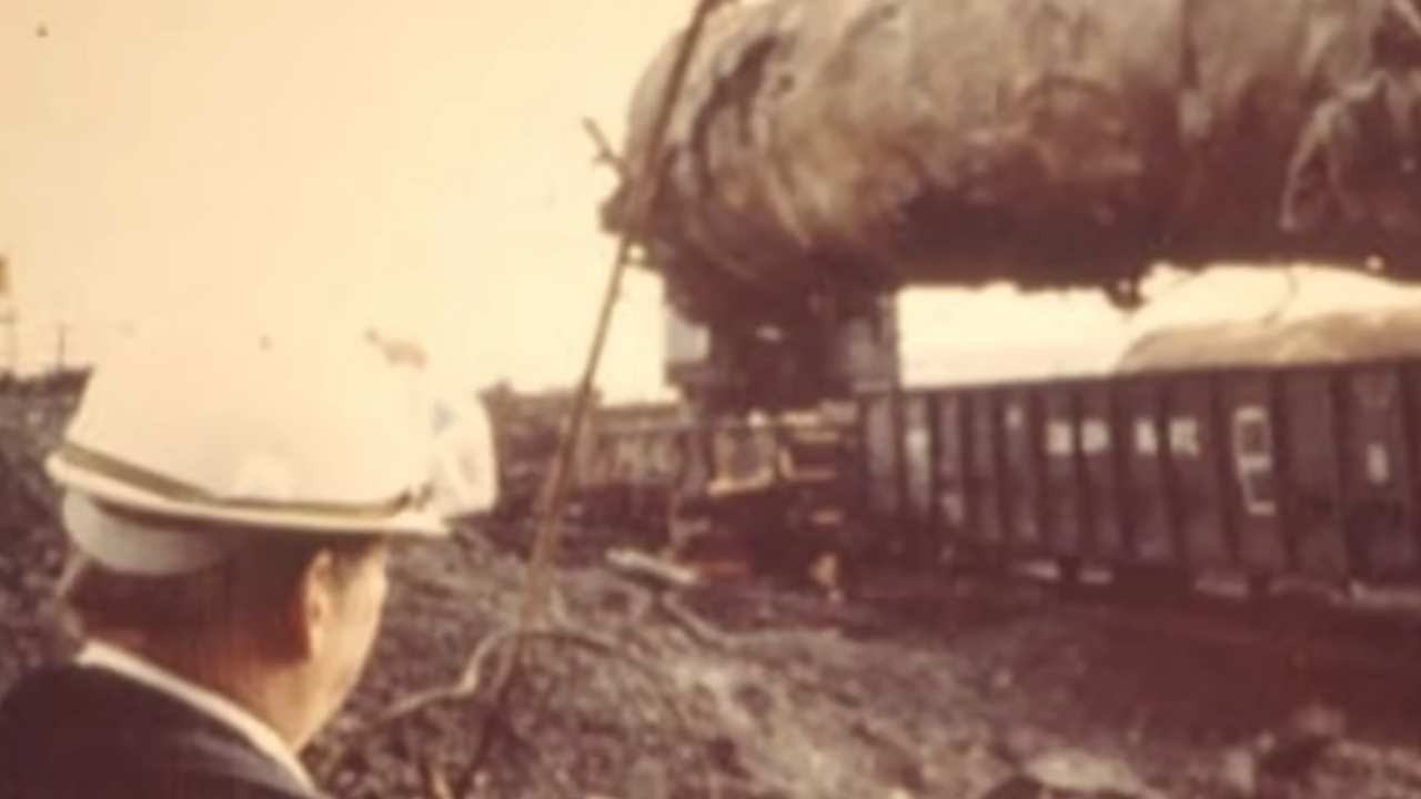 We were hauling chlorine - the explosion that forced a city to flee