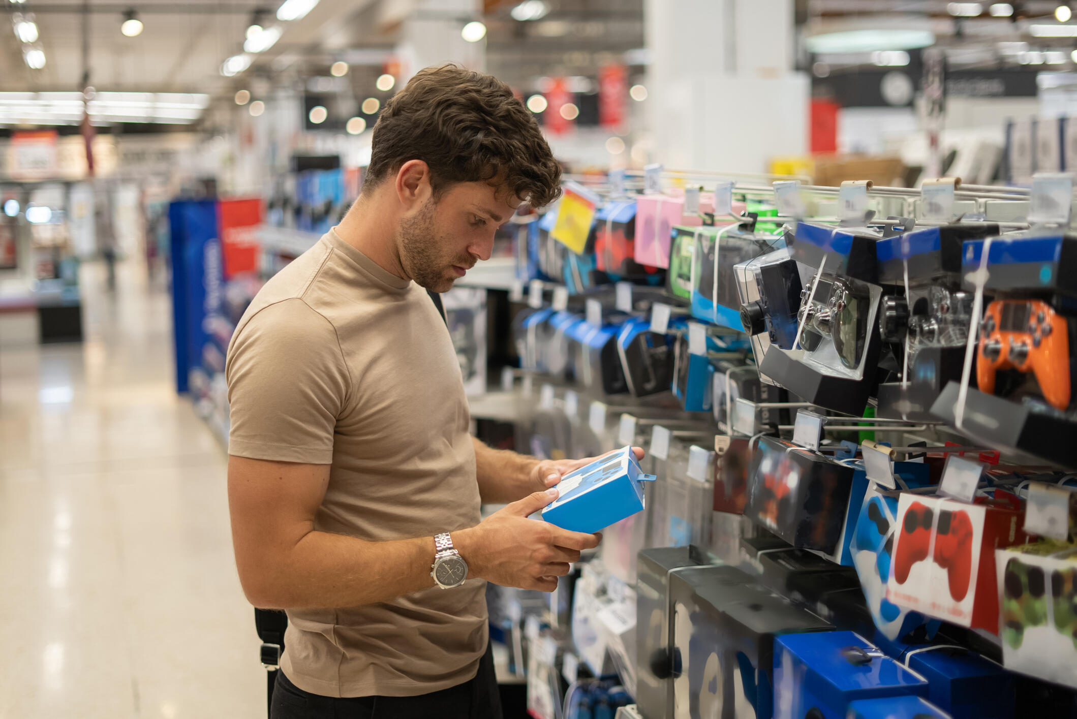 Video game hardware sales are the worst in decades: Here's why you ...
