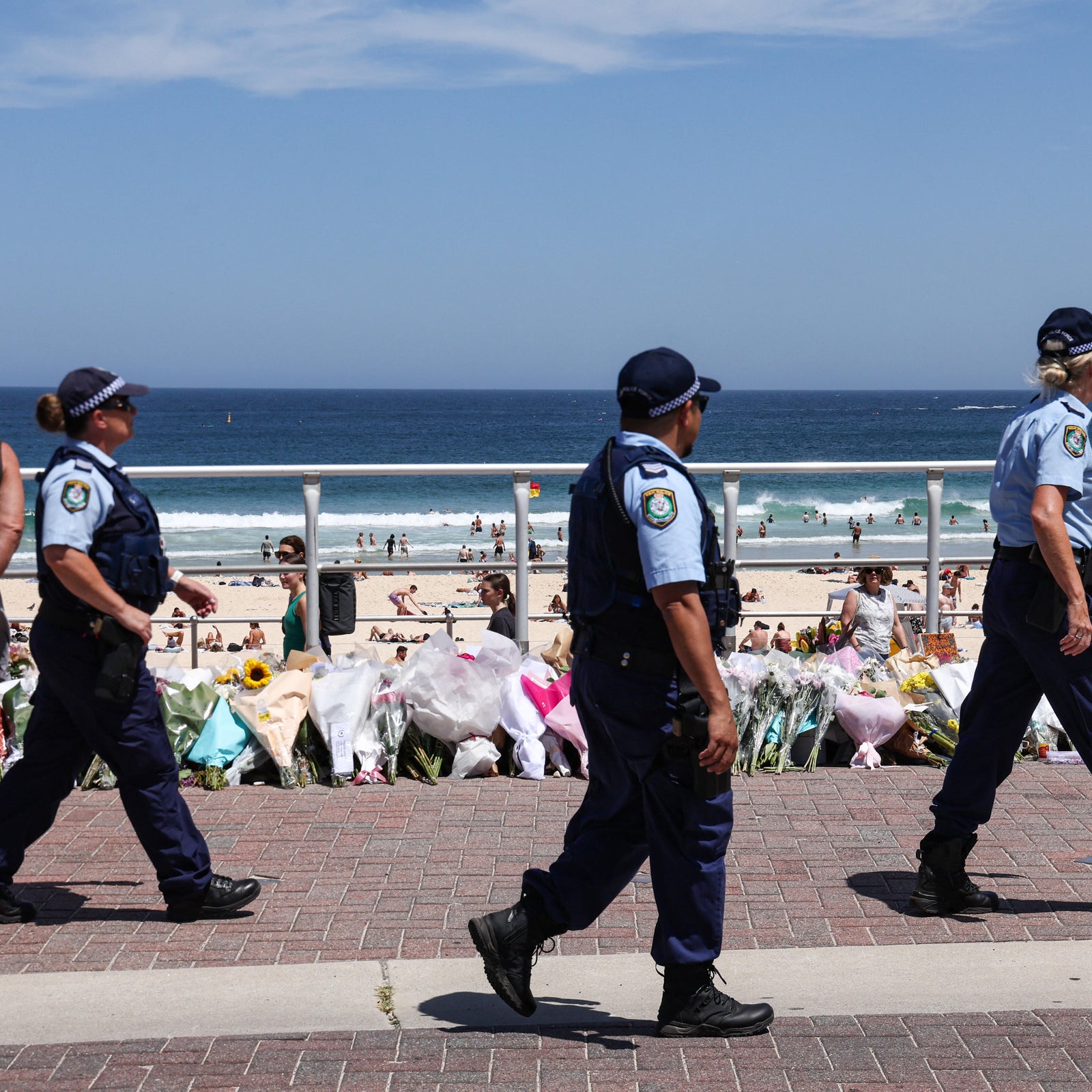 Australian police conduct dramatic operation 4 days after Bondi attack<br><br>
