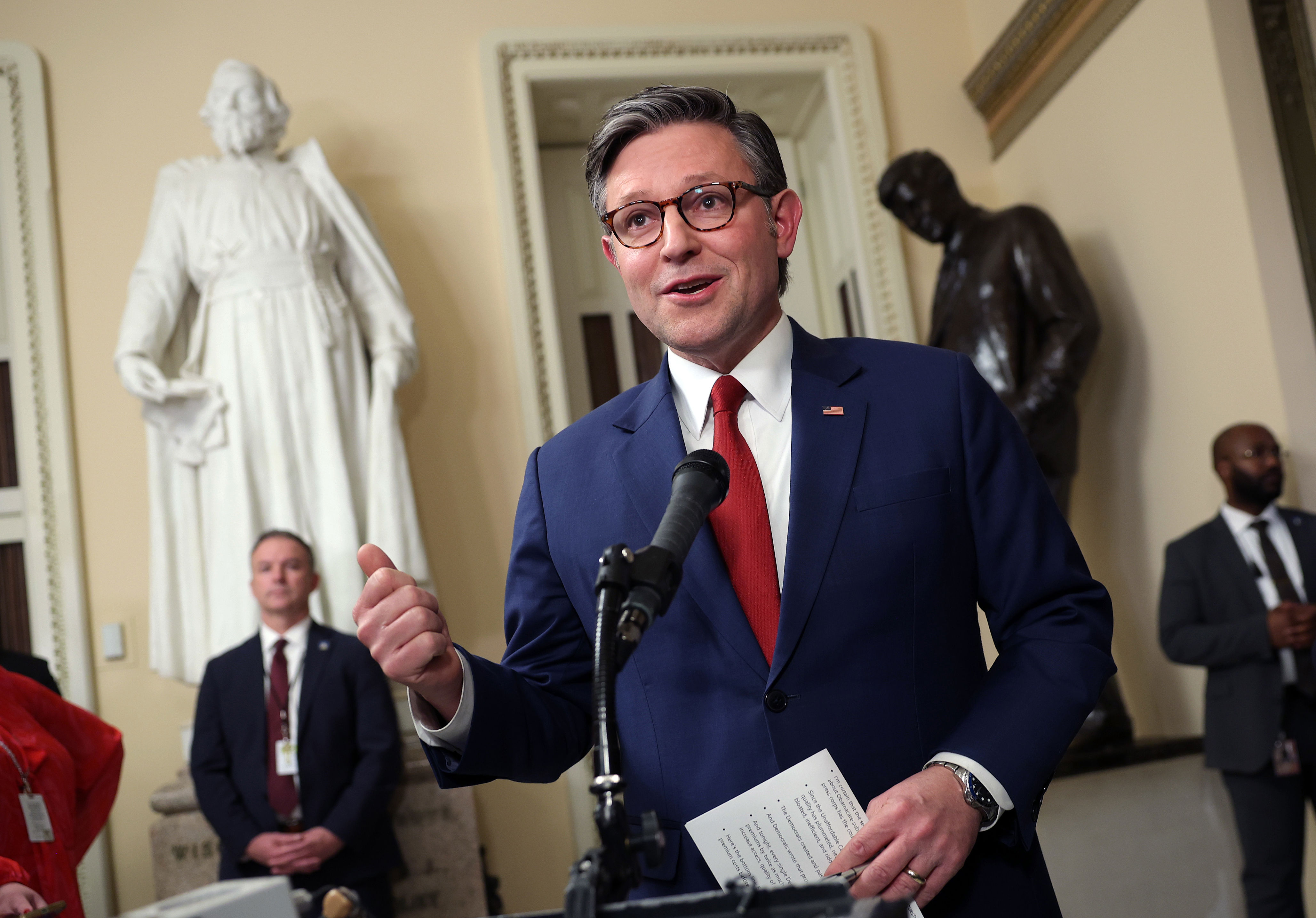 House Republicans call early Christmas break before Epstein files release<br><br>