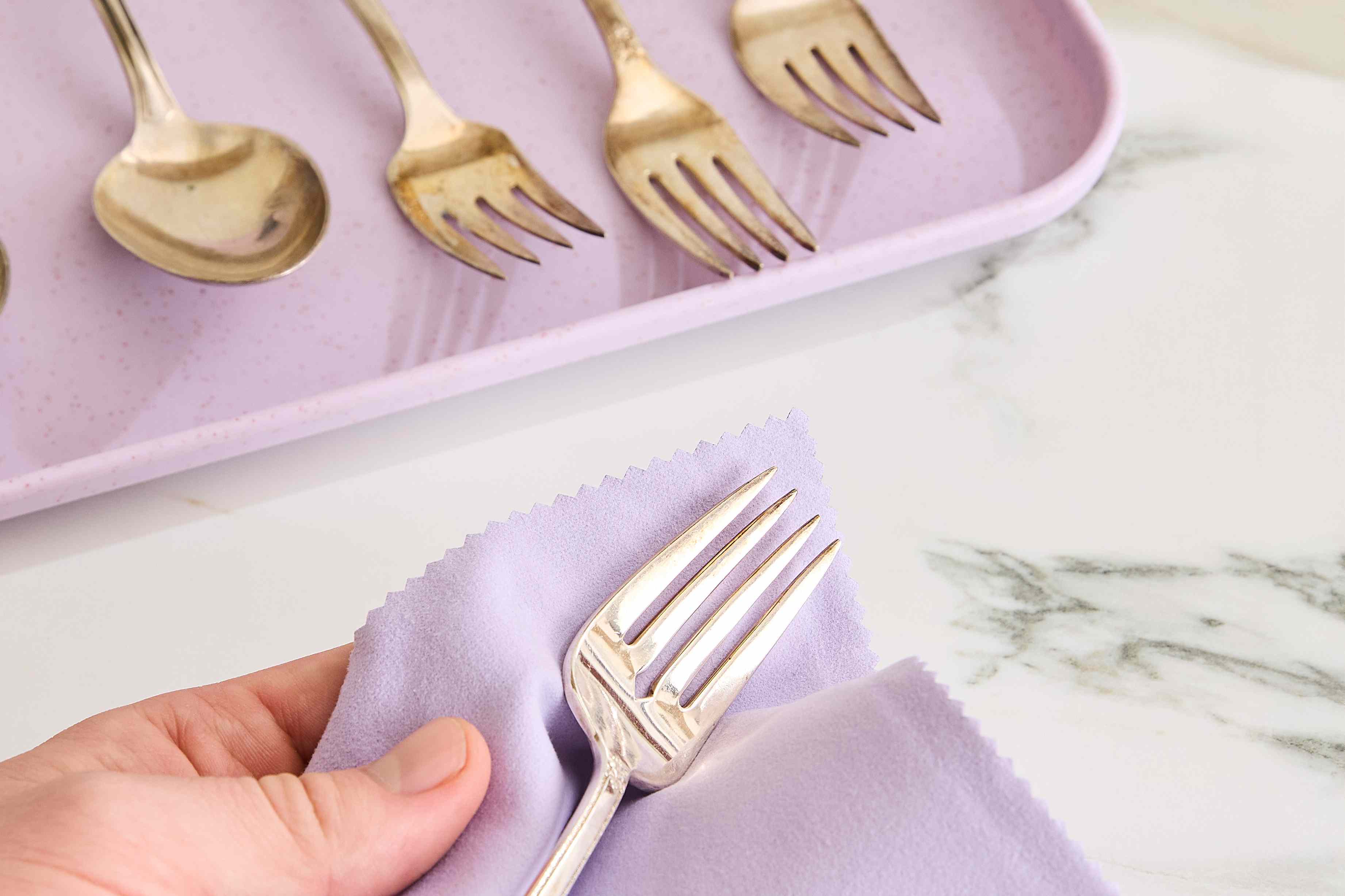 How to clean silverware so it sparkles and shines (and say goodbye to ...