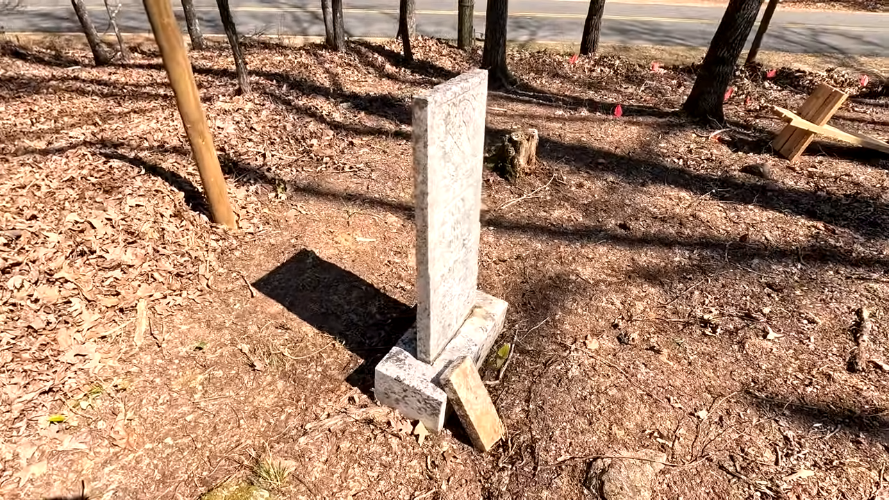 The forgotten soldier; a grave that tells an untold story!
