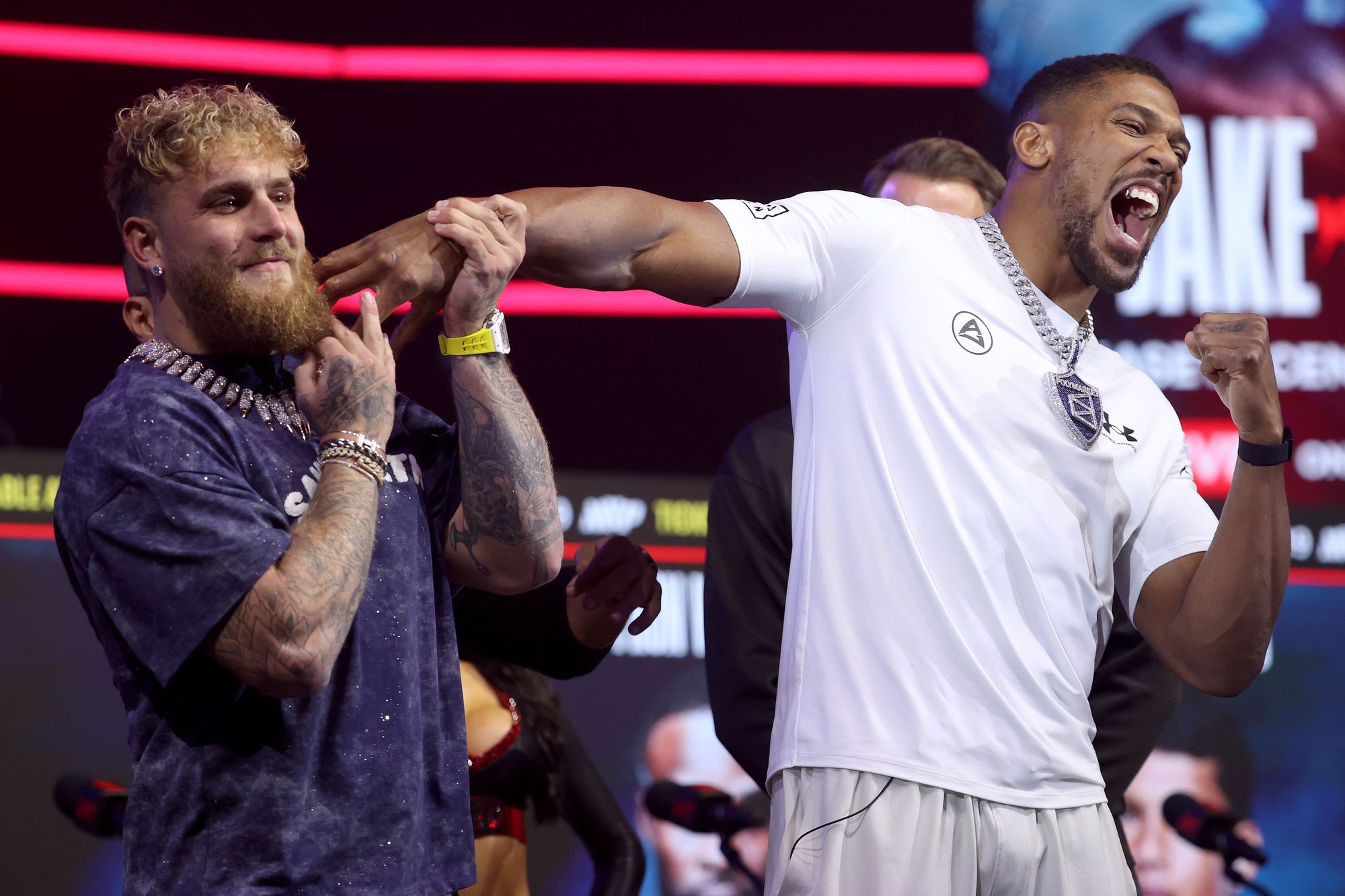Paul and Joshua size difference confirmed after official weigh-in