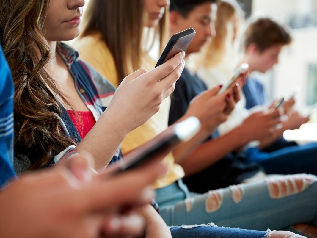 Cell phone use in schools banned in one of NJ's largest districts
