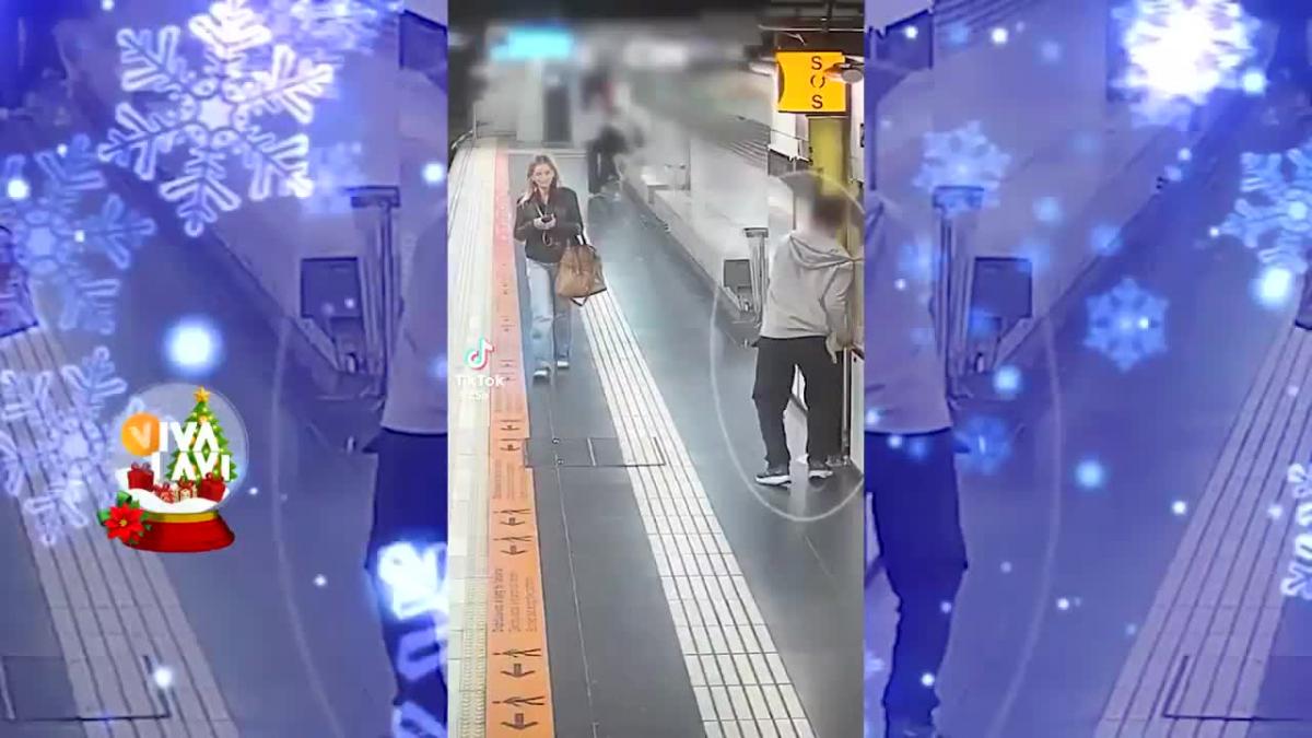 Mujer salva a hombre de morir en vías del metro