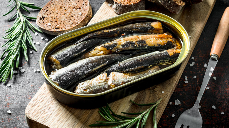 The salty difference between sardines and anchovies