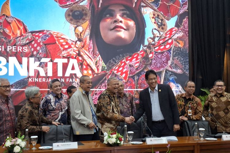 Purbaya Optimis Ekonomi RI Tumbuh 5,2% pada 2025 Meski Banyak Bencana
