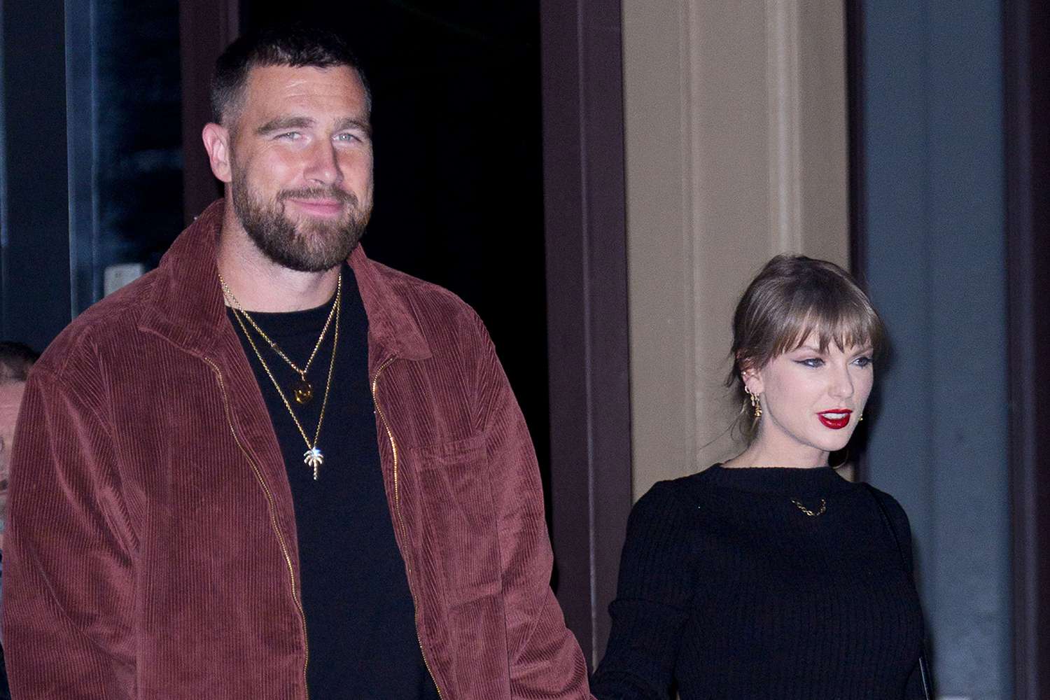 Taylor Swift joins Travis Kelce for reunion with his high school ...