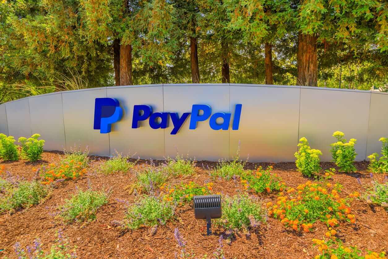 PayPal's strong free cash flow and margins could push PYPL +17% stock ...