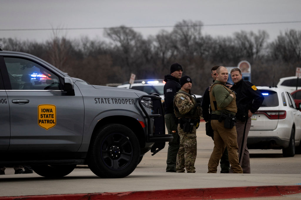 Iowa chief judge resigns following arrest, guilty plea<br><br>