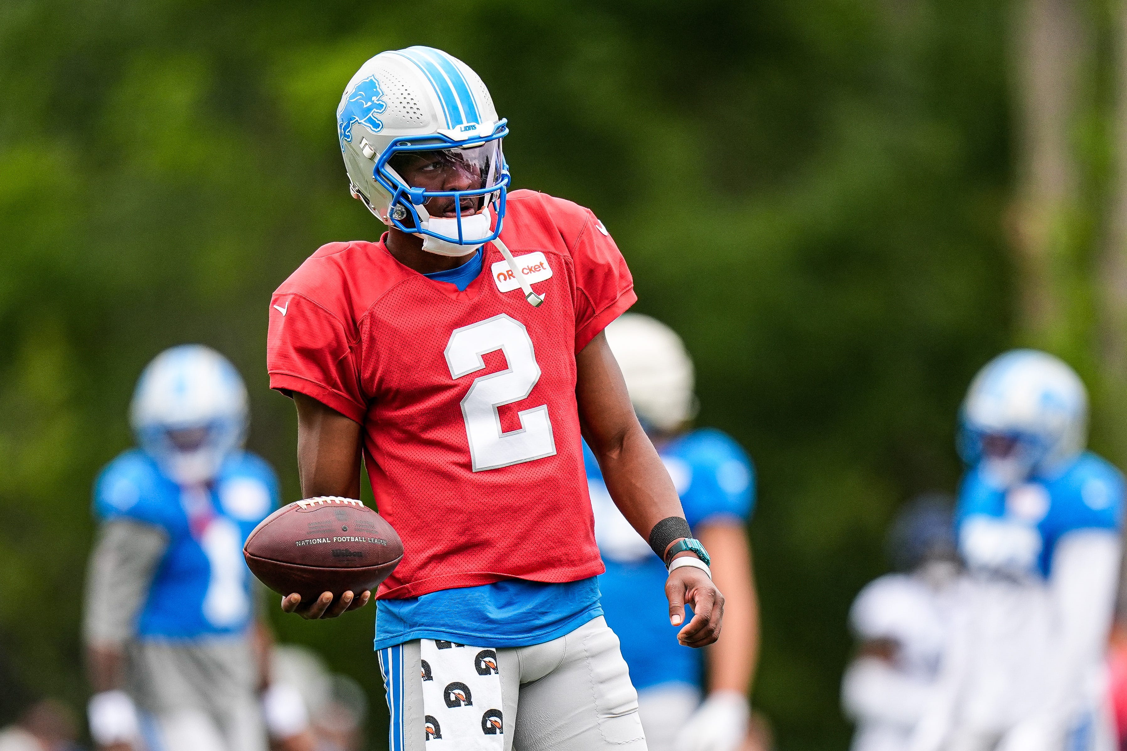 Former Panthers QB signs with Jets<br><br>