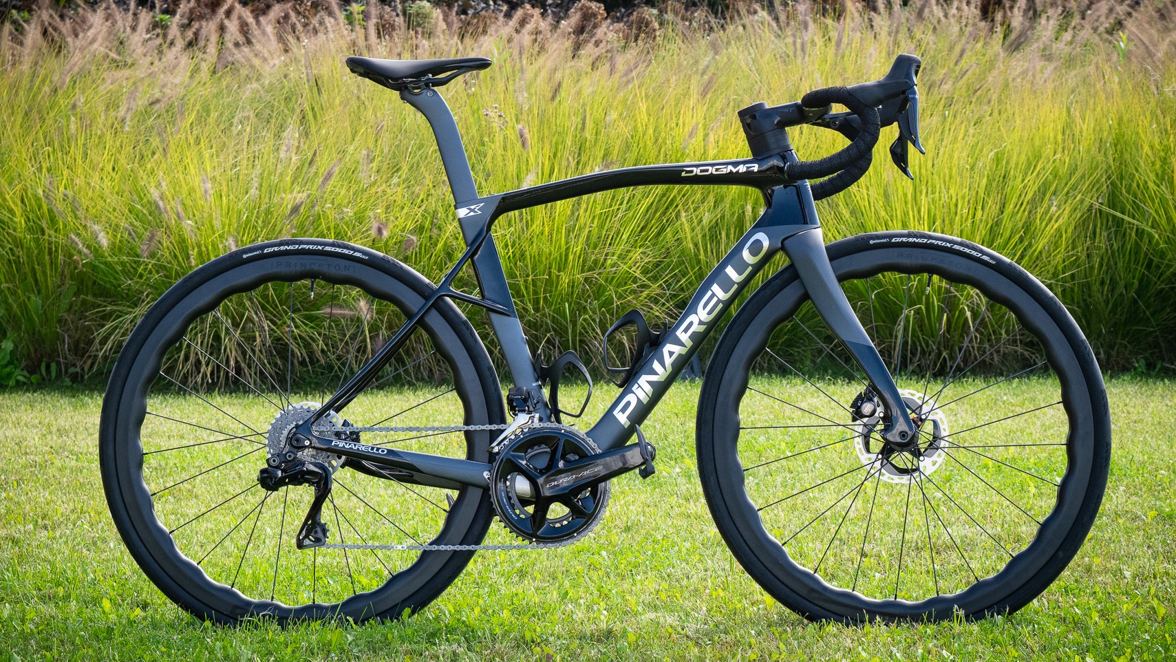 Pinarello Dogma X 16x9