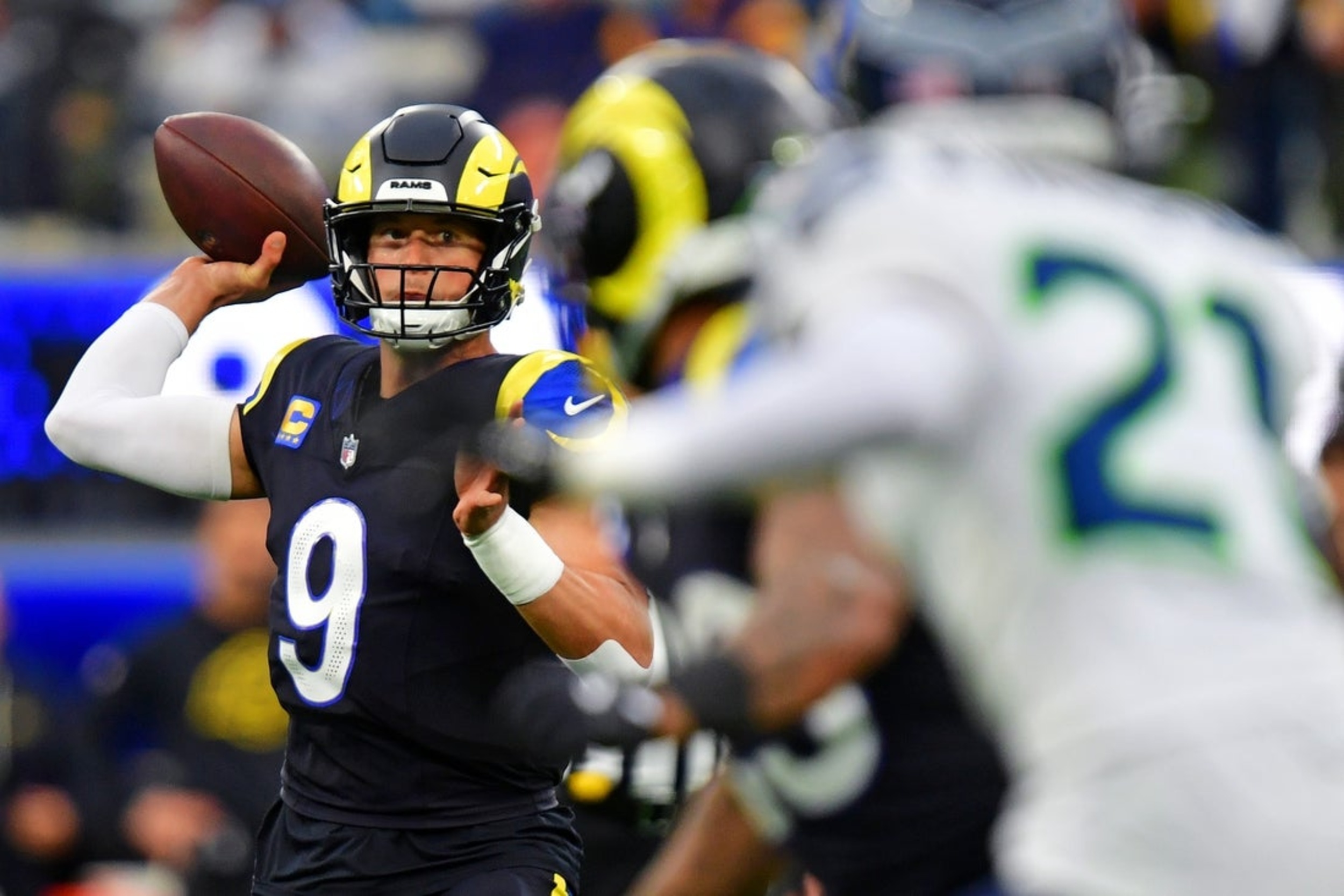 Week 16 TNF: Rams-Seahawks preview, props, prediction