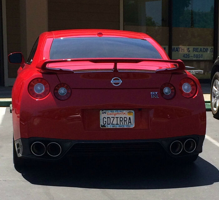 42 License Plates So Clever People Had To Take Photos