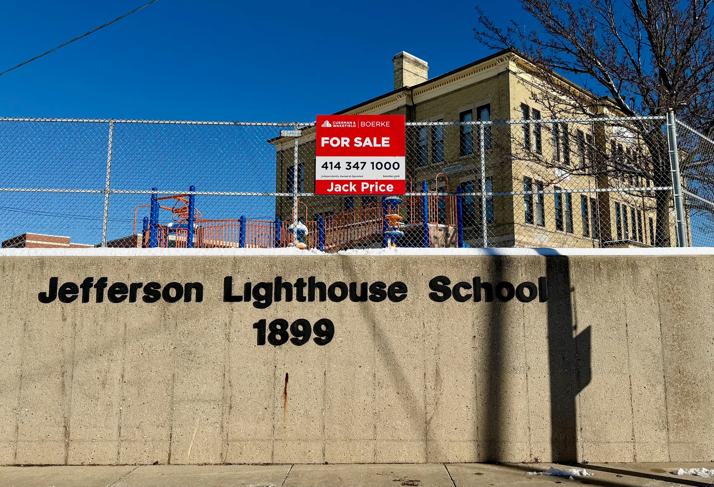 Jefferson Lighthouse for sale: RUSD asking $975,000, redevelopment ...