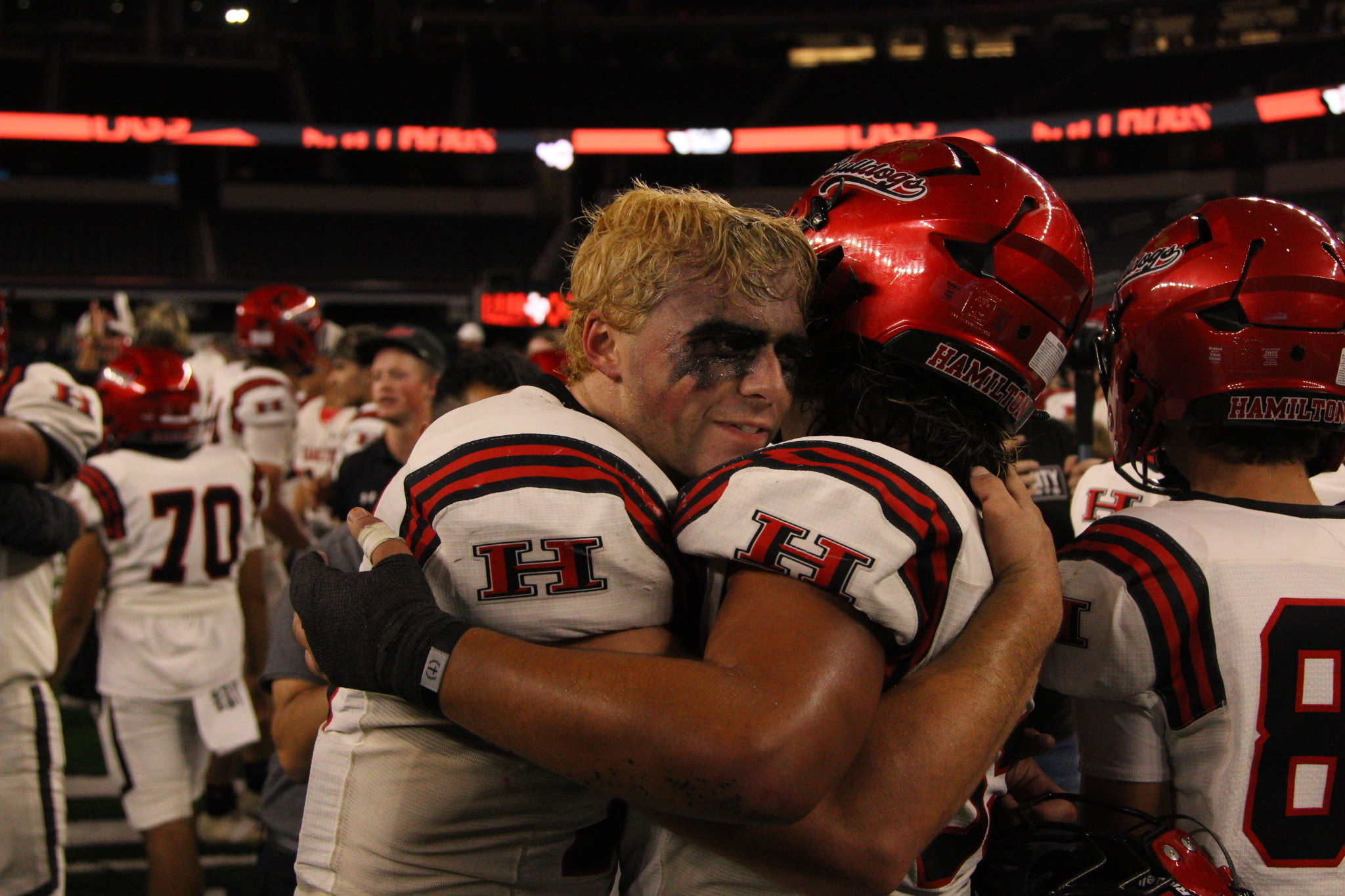 History for Hamilton: Bulldogs football takes home first state title