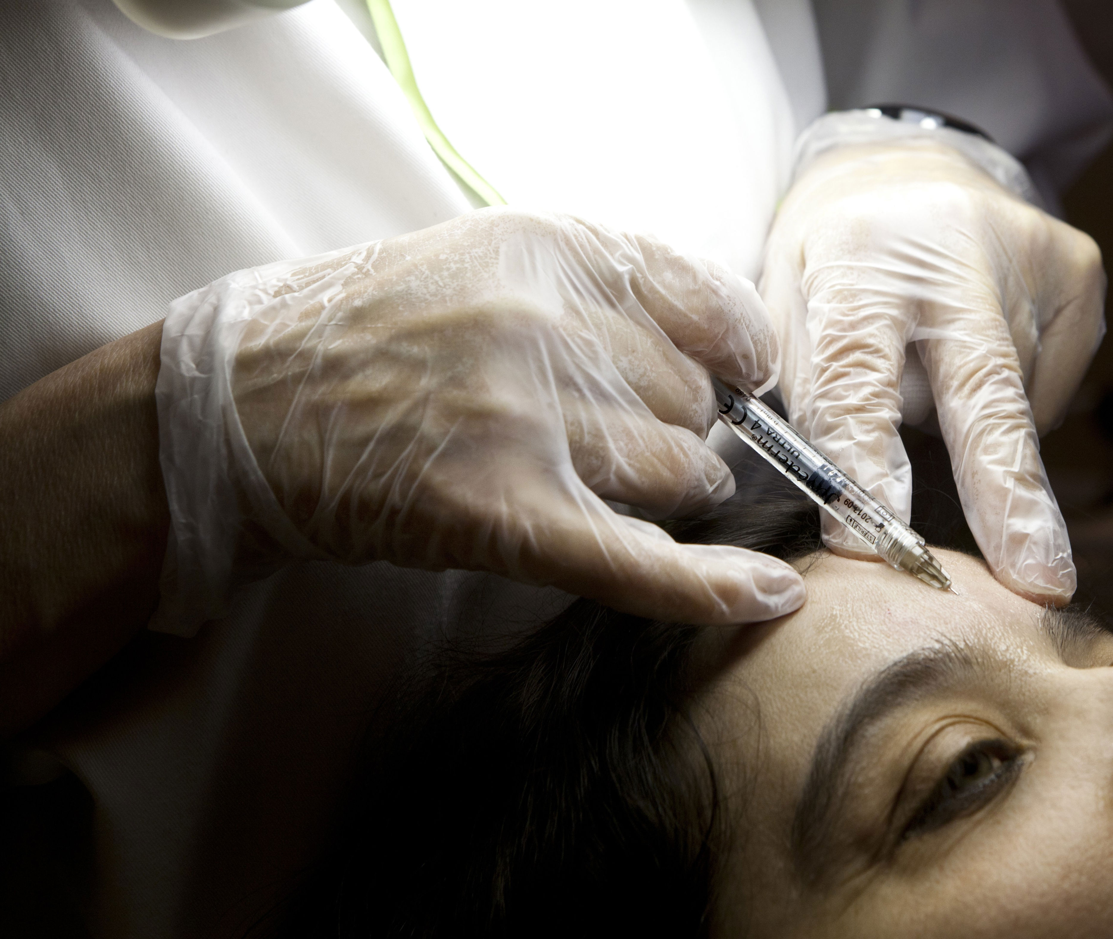 Glendale doctor charged with filing $45M fraudulent Botox claims to ...