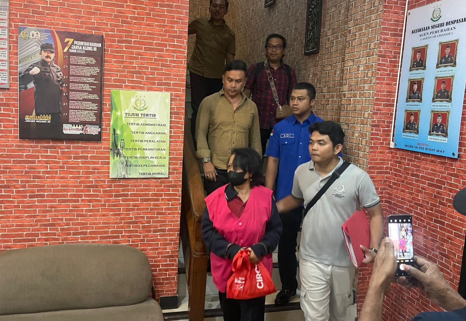 Tersangka Baru: Pejabat FORMI Denpasar Mark Up Harga dan Nota Fiktif Hibah Ratusan Juta 2 AA1SDASG