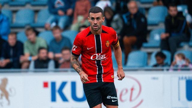 Dani Rodriguez giữ nhịp lối chơi bằng kinh nghiệm dày dạn của mình