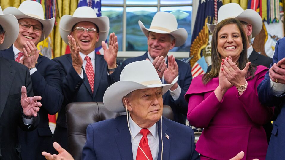 Government employees christmas holiday