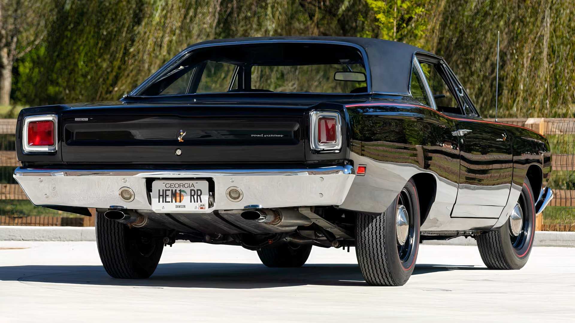 1969 Plymouth Hemi Road Runner Coupe rear three quarter pic