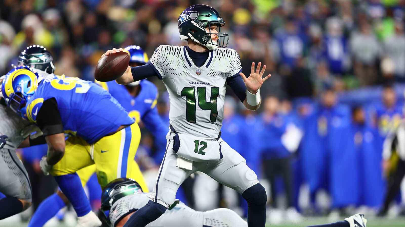 You have to see this Seahawks 2-point conversion to believe it