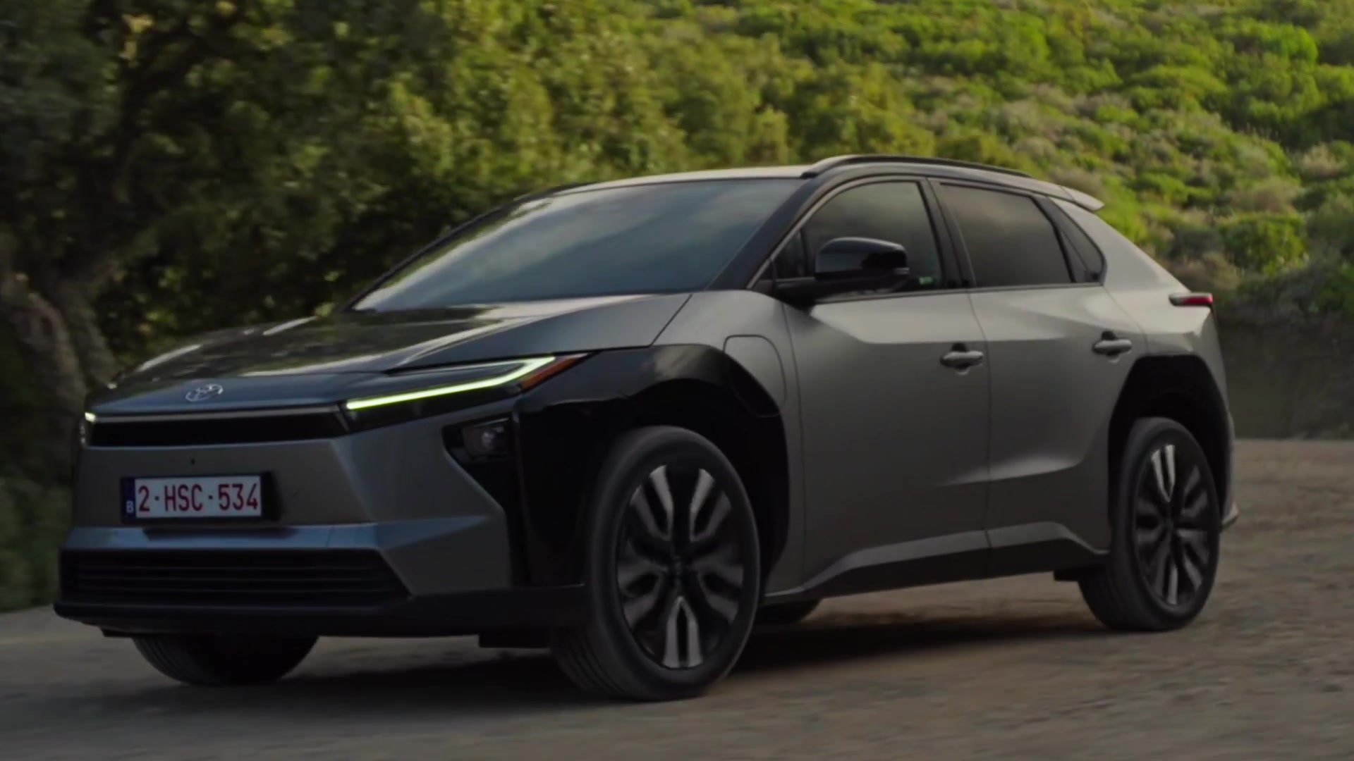 2026 Toyota bZ4X trailer