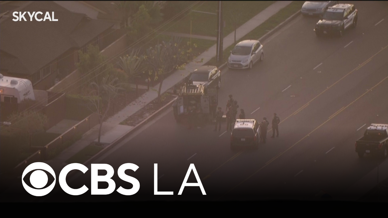Suspect surrenders after hours-long standoff with Huntington Beach police
