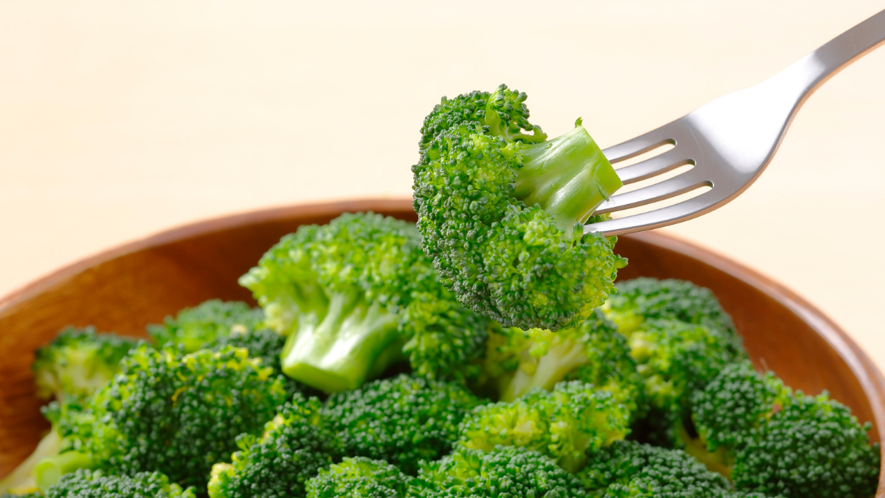 7 reasons to have broccoli daily in winters and cooking tips that make ...
