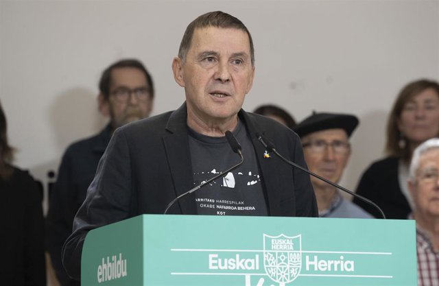 Otegi, atónito ante el silencio de PNV y PSE después de que PP muestre ...