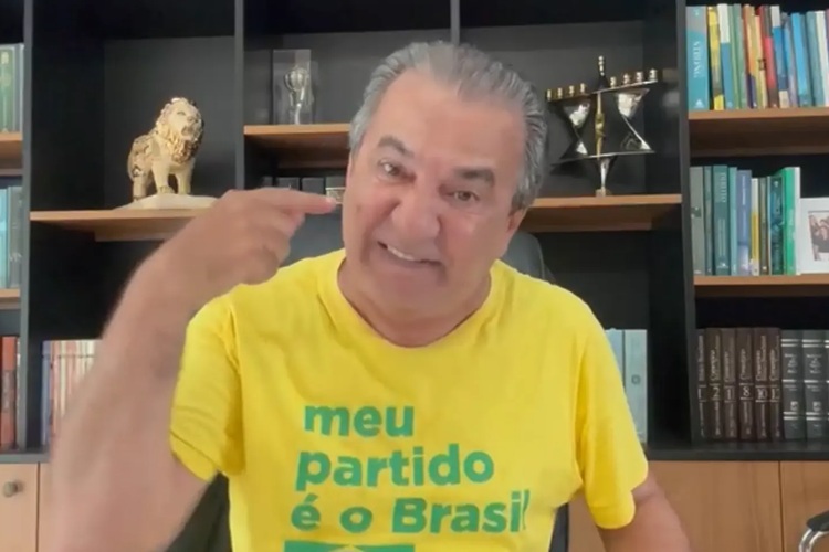 Malafaia esculhamba candidatura de Flávio Bolsonaro; vídeo