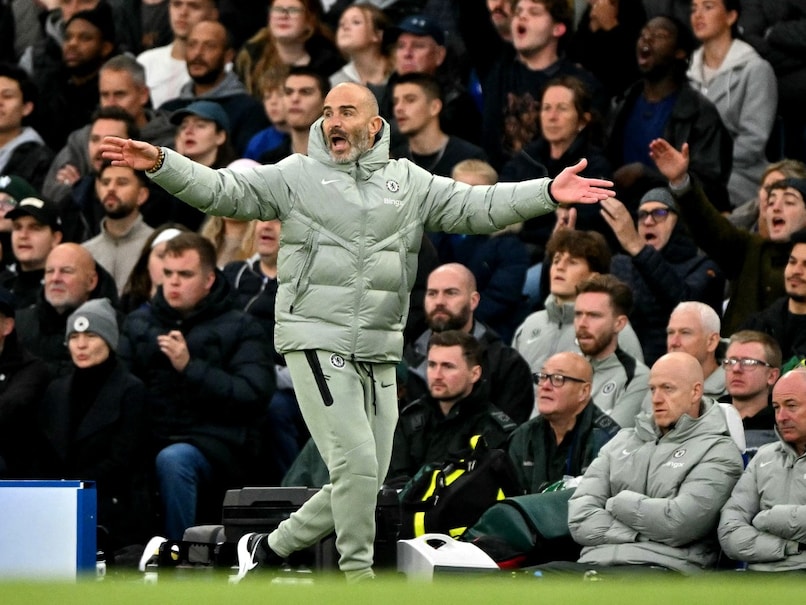 Enzo Maresca denies Manchester City manager speculation, pledges ...