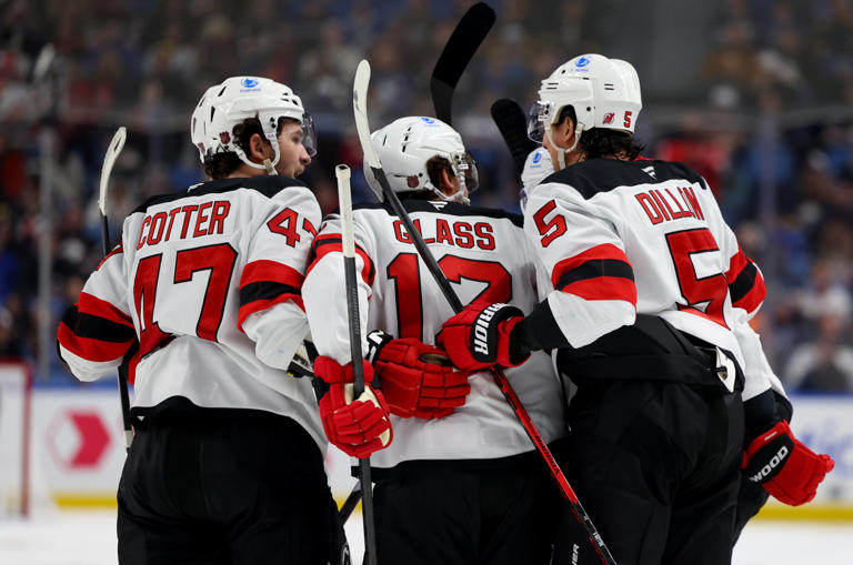Devils game 35, tusks down; lines, notes, & how to watch vs. Mammoth