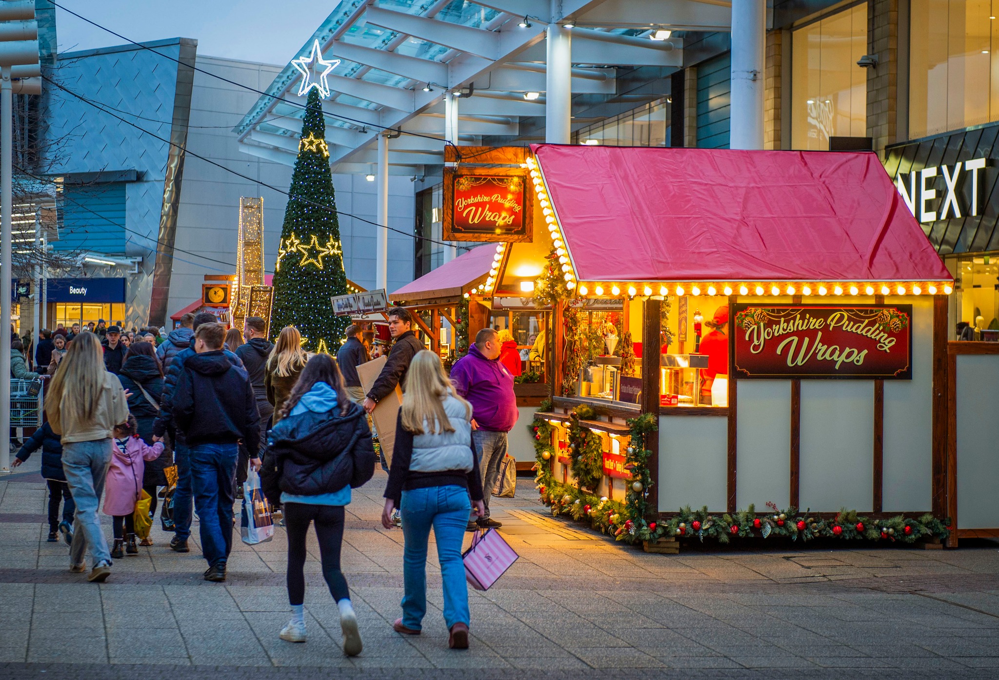 Glasgow Fort confirms festive opening hours for 2025