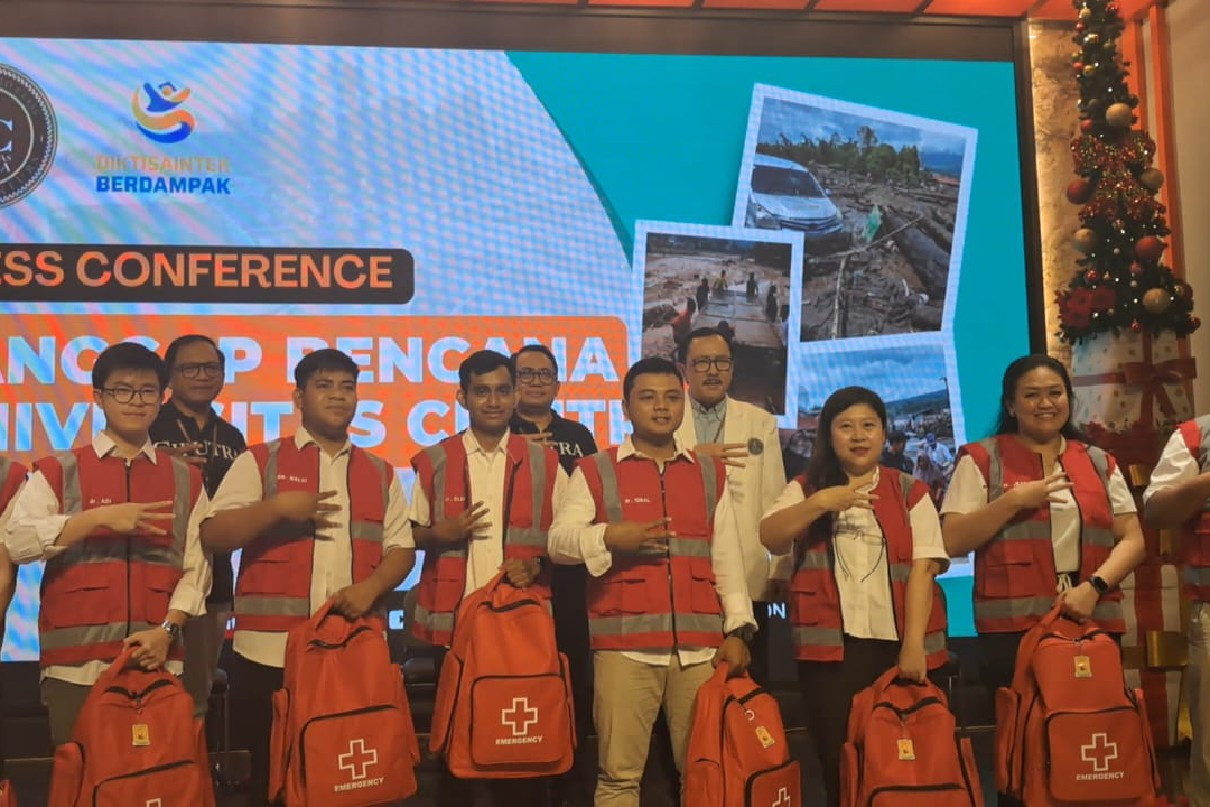 10 Dokter Sukarelawan Dikirim ke Lokasi Banjir Bandang Sumatera Barat