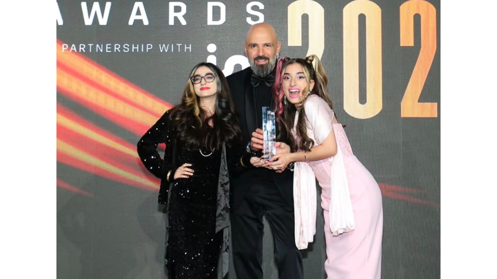 Ayesha Hasan and Yamuna Hasan win Best Gen Z Award of the Year by ...