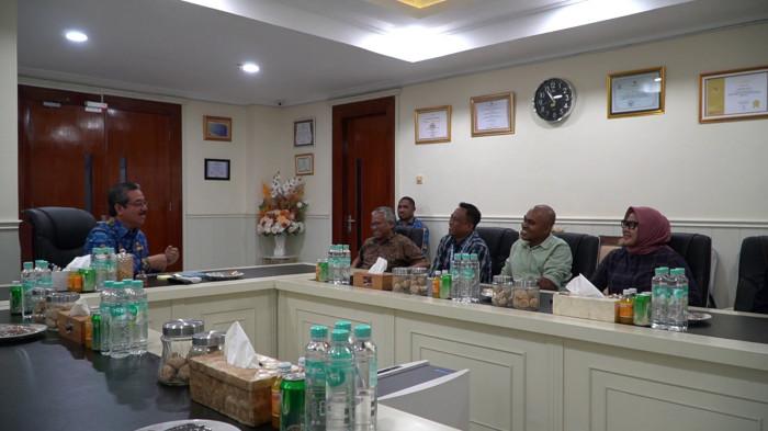 302 Hari, Hendrik Lewerissa Pimpin Maluku, Ini Kisahnya dalam 41 Menit