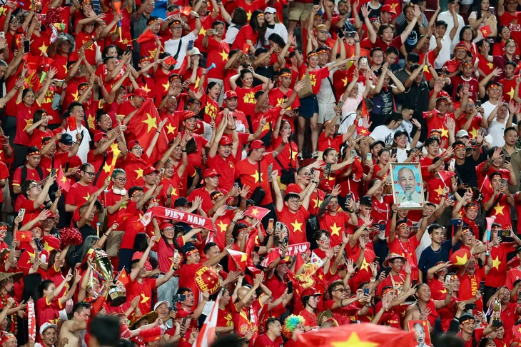 Người hâm mộ ngất ngây với HCV SEA Games 33 của U22 Việt Nam