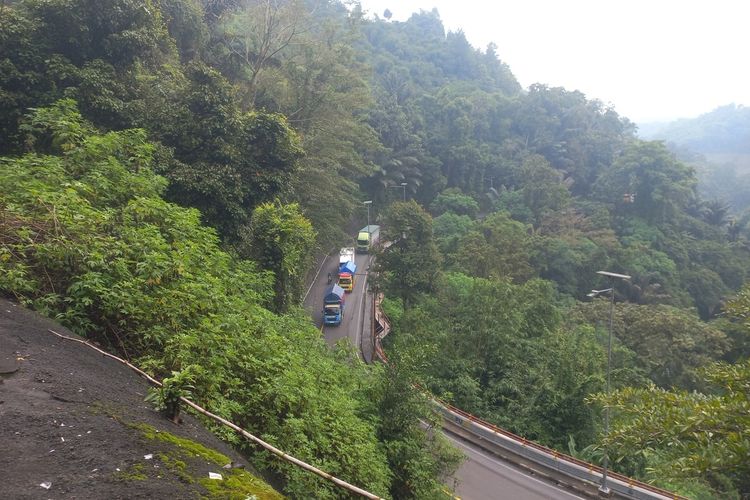 Libur Nataru: Waspadai Jalur Rawan Bencana, Hindari Jalan Alternatif