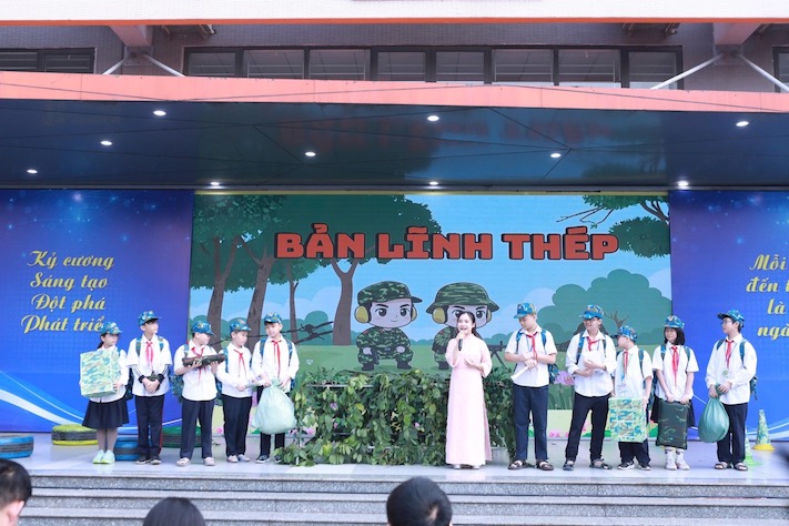 Học sinh học lịch sử bằng trải nghiệm thực tế