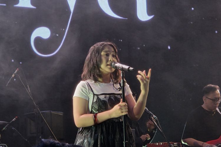 Bernadya ajak penonton Soundrenaline 2025 berduka bersama di Bengkel Space SCBD