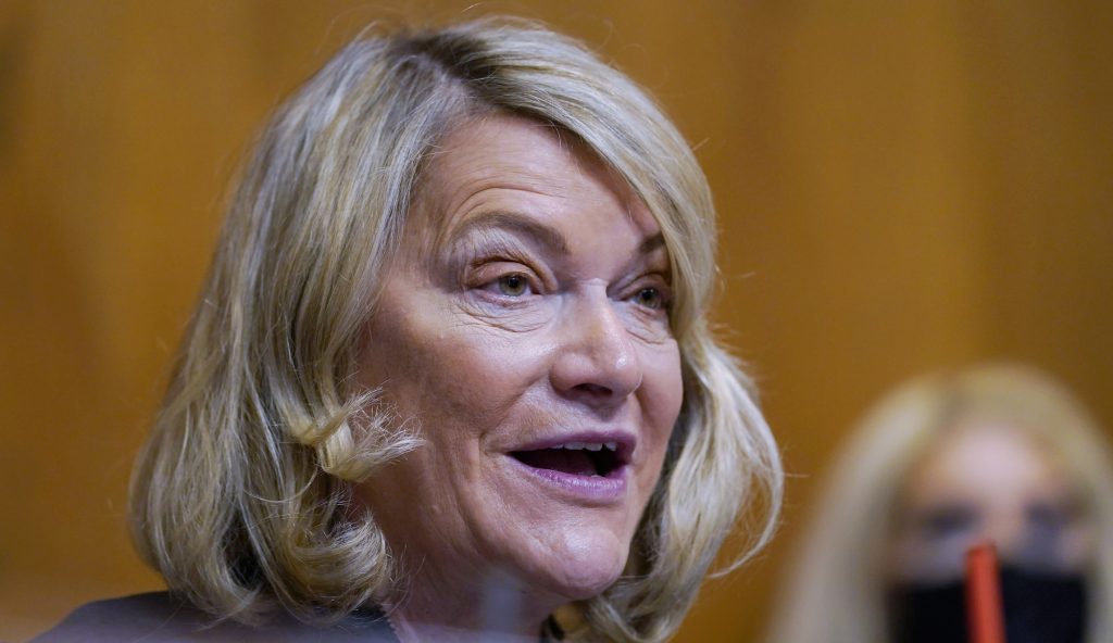 Cynthia Lummis becomes 11th senator to walk away from upper chamber in 2026<br>