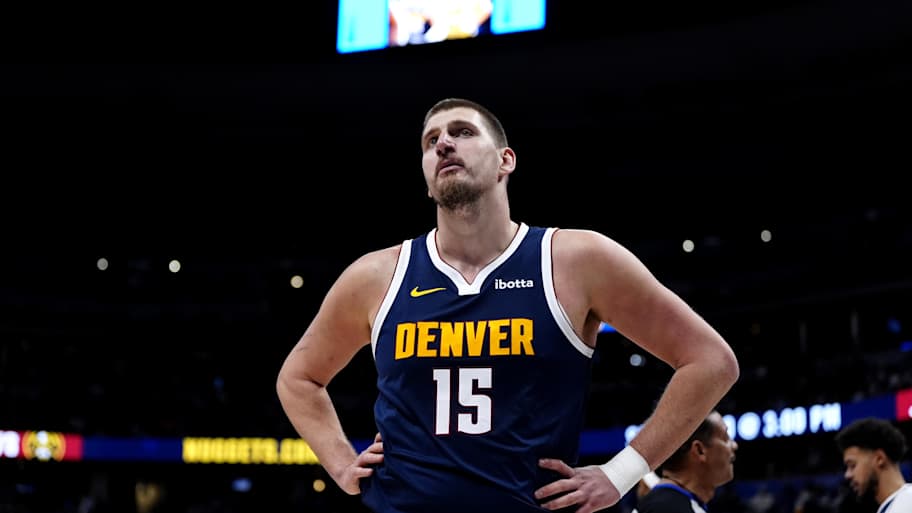 Jamal Murray reacts to Nikola Jokic setting new NBA record