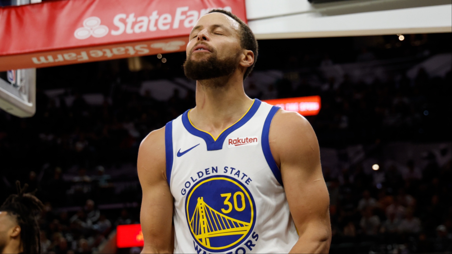 Warriors’ Steph Curry reacts to Jimmy Butler’s devastating injury